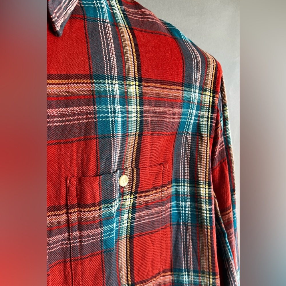 🌲 Old Navy Plaid Button-Down Shirt - Size XL 🌲 - Picture 4 of 5